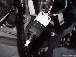 See DF272 repair manual
